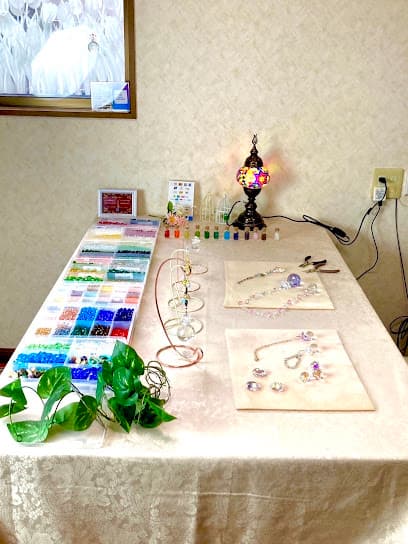 Crystal Prism (サンキャッチャー 工房)