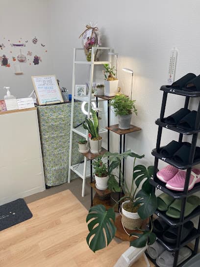もみほぐしとアロマのボディケアサロン『Porte Bonheur』Therapistオケタヒトミ
